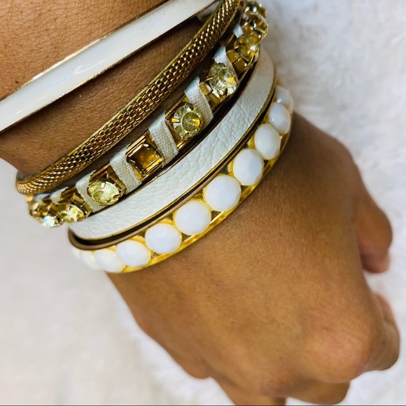 5 Piece Bangle Bracelet Set - Picture 6 of 6